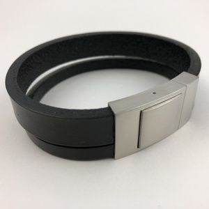 Fashion Bracelet Minimalist Design Black Leather